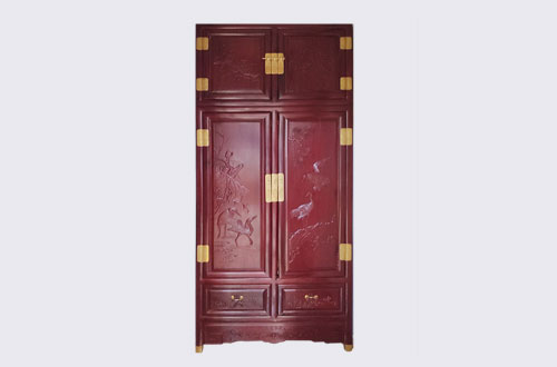 北京高端中式家居装修深红色纯实木衣柜